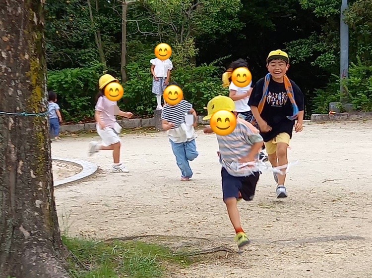思いっきり外遊び【みんなでしっぽ取り】 アイキャッチ画像