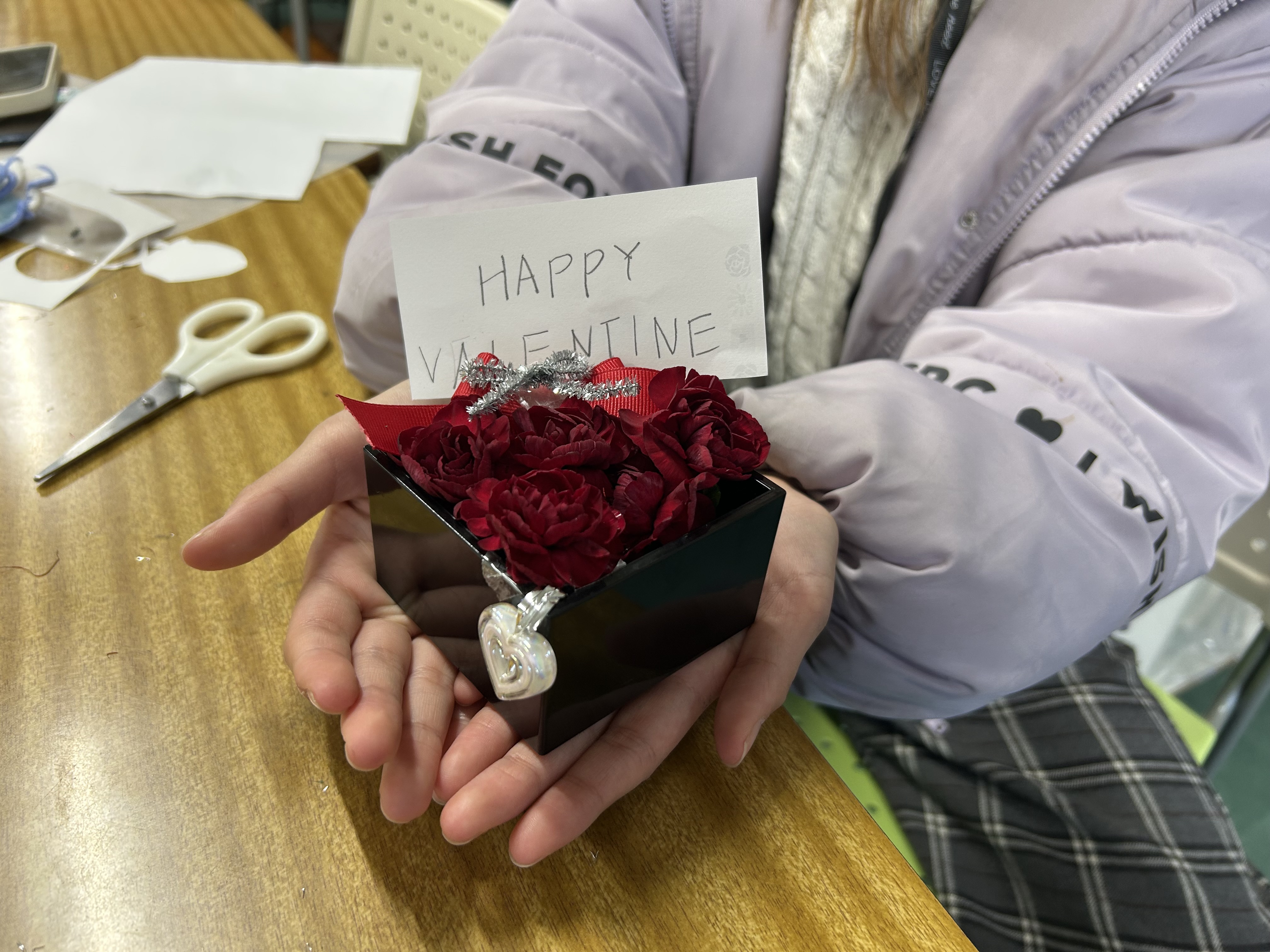 アート遊び【バレンタインアレンジメント】 アイキャッチ画像